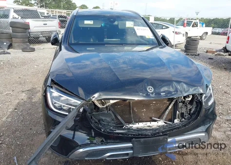 2020 Mercedes-Benz Glc 300 from USA, damaged, VIN WDC0G8DB1LF714124